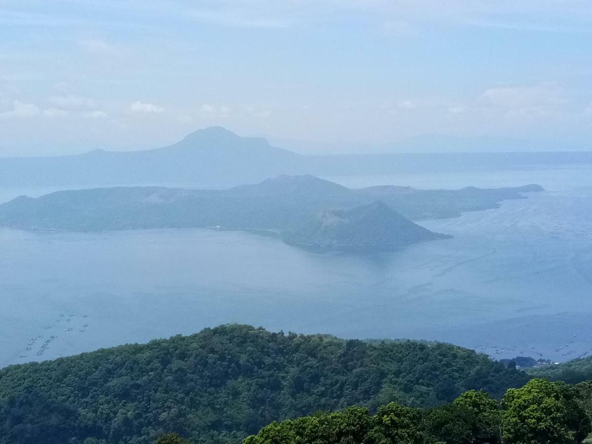 Taal Lake View Wind Residences By Smco Tagaytay City Eksteriør bilde